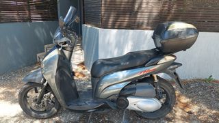 Honda SH 300i 2009 SH300 ABS TOP BOX