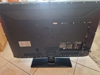 LG 32" FullHd-thumb-1