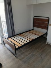 Μόνο κρεβατι με ταβλες χωρίς στρώμα