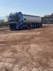 Volvo 2014 F4. 2014 460 πωλείται ζεμένο με άδεια