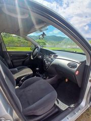Ford Focus 2004-thumb-12