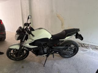 Yamaha XJ6 ABS 2012-thumb-1