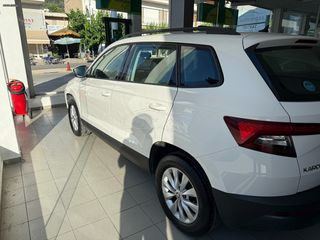 Skoda Karoq 2020-thumb-1