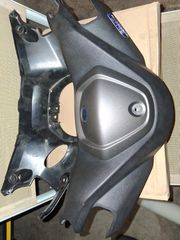 Yamaha nmax V2 καπακι τιμονιου