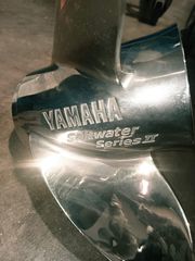 προπέλα Yamaha-thumb-1