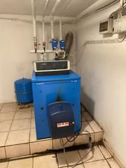 Πλήρες Σύστημα Θέρμανσης Πετρελαίου: Μαντεμένιος Λέβητας Buderus G205 (50kW), Καυστήρας MAN & 2 Δεξαμενές 900L
