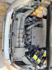 Ford Fusion 2003 1.6-thumb-7
