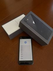 iPhone 8 / 64 GB-thumb-3