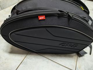 Πλαϊνά Σαμάρια givi EA100C 28-40 λίτρα αχρησιμοποίητα
