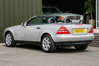 Φλοτέρ ρεζερβουάρ Slk class r170-thumb-5