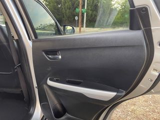 Suzuki Vitara 2016 4x4-NAVI -ΖΑΝΤΕΣ-ΔΕΡΜΑ-ΚΑΜΕΡΑ-thumb-28