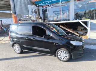 Ford Transit Courier 2017