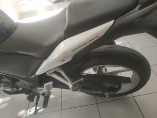 Honda CBR250R 2012-thumb-8