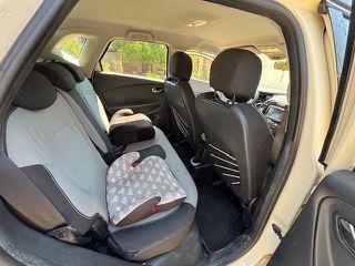 Renault Captur 2013 DINAMIQUE-thumb-5
