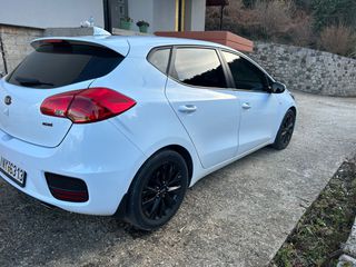 Kia Ceed / cee'd 2018-thumb-5