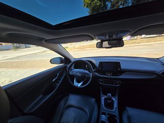 Hyundai i 30 2018 1.6 CRDI PREMIUM/ΗΛΙΟΡΟΦΗ/ΔΕΡΜΑ/ΟΘΟΝΗ/ΚΑΜΕΡΑ/EURO6B-thumb-17