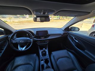 Hyundai i 30 2018 1.6 CRDI PREMIUM/ΗΛΙΟΡΟΦΗ/ΔΕΡΜΑ/ΟΘΟΝΗ/ΚΑΜΕΡΑ/EURO6B-thumb-18