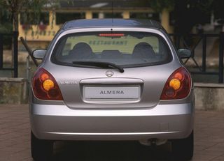 ΠΙΣΩ ΠΟΡΤ ΠΑΓΚΑΖ NISSAN ALMERA N16 3 ΘΥΡΟ 2000-2007 ΛΕΙΠΟΥΝ ΜΑΚΤΡΟ ΚΑΙ ΤΑΠΕΤΣΑΡΙΑ