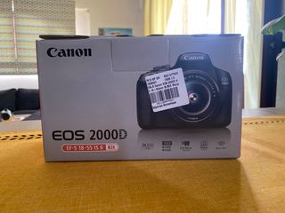 Canon EOS 2000D-thumb-6