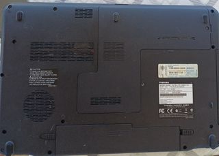 Toshiba Satellite C660D-102-thumb-5