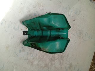 Ντεπόζιτο ρεζερβουάρ βενζίνης klr 250 Kawasaki μοντέλο με την τάπα που κλειδώνει-thumb-5