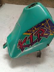 Ντεπόζιτο ρεζερβουάρ βενζίνης klr 250 Kawasaki μοντέλο με την τάπα που κλειδώνει-thumb-7
