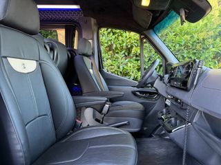 Mercedes-Benz 2025 907 SPRINTER 417 - LUXURY VANILLA EDITION-thumb-10