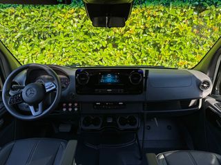 Mercedes-Benz 2025 907 SPRINTER 417 - LUXURY VANILLA EDITION-thumb-11