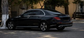Mercedes-Benz E 220 2016-thumb-2