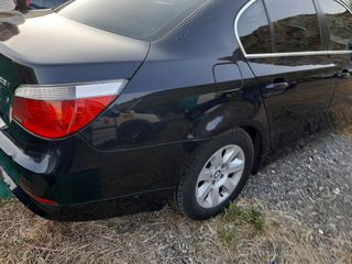 Bmw 525 e60-thumb-3