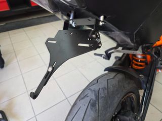 ΒΑΣΗ ΠΙΝΑΚΙΔΑΣ KTM Duke 690 08-11-thumb-6