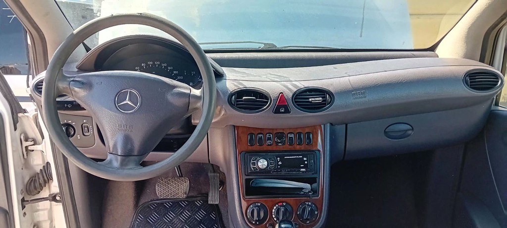 Αεραγωγοί Mercedes-Benz A 160 '02 Προσφορά 20 Ευρώ ανά τεμάχιο.