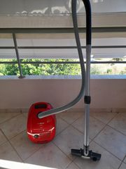 ΗΛΕΚΤΡΙΚΗ ΣΚΟΥΠΑ BOSCH 1700WATT
