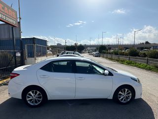 Toyota Corolla 2016-thumb-8