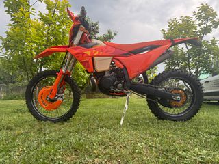 KTM EXC Six Days 2025-thumb-5