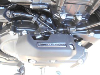 Honda Transalp 750 XL 2026 E-CLUTCH SP. COLOR-thumb-8