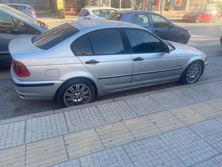 Bmw 318 2004-thumb-2