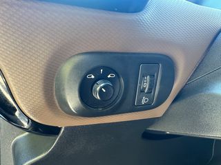 Citroen C4 Cactus 2016 ΔΕΣΜΕΥΤΗΚΕ!!!Αυτόματο/Navigation/Ζάντες/Οροφή!!!-thumb-22