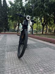 Πόλης Niu 2023 aero eub-01 sport