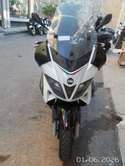 Aprilia SR MAX 300 2012-thumb-4