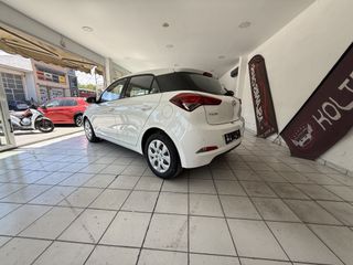 Hyundai i 20 2017-thumb-3