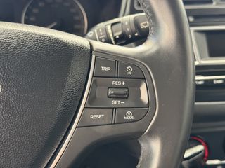 Hyundai i 20 2017-thumb-12