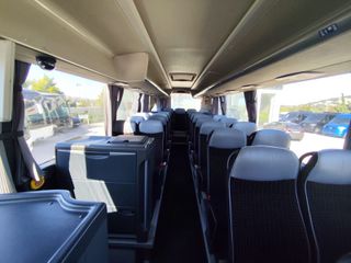 Scania 2018 Touring-thumb-8
