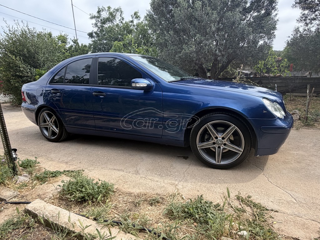 Mercedes-Benz C 200 2004