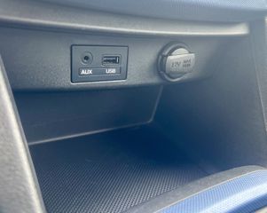 Hyundai i 10 2016 1.2 87hp YES!/ΟΘΟΝΗ/CAMERA/ΘΕΡΜΑΙΝΟΜΕΝΑ/NAVI/ΣΥΝΑΓΕΡΜΟΣ-thumb-35