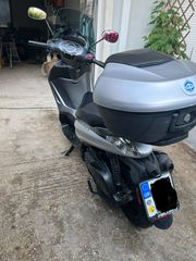Piaggio Beverly 300 2019 S-thumb-4