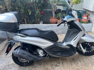 Piaggio Beverly 300 2019 S-thumb-7