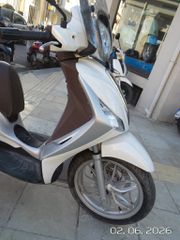 Piaggio Medley 150 2016-thumb-8
