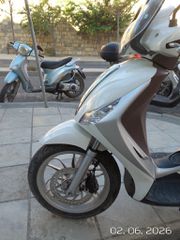 Piaggio Medley 150 2016-thumb-9