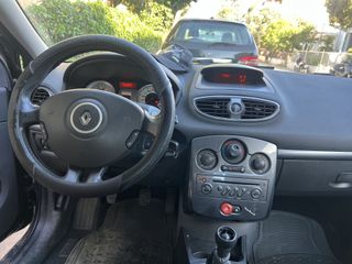 Renault Clio 2009-thumb-7